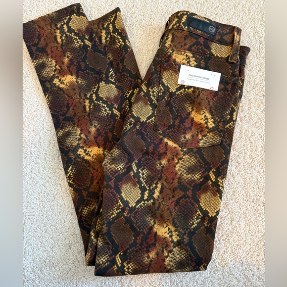 NWT AG Sophia Slim Ankle Brown Tan Snakeskin 🔥